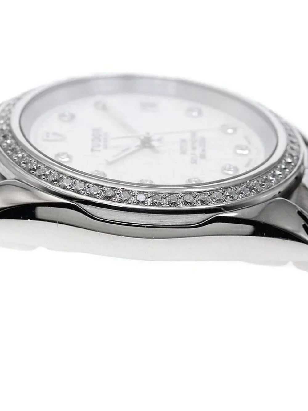TUDOR Classic Date
